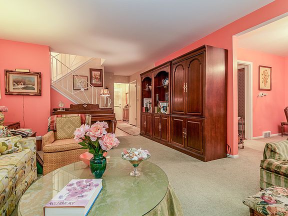 3rd image of 245 Essex Pl