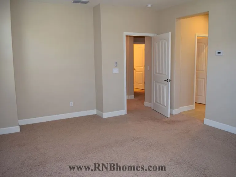 900 Lyon Pl — Photo 21