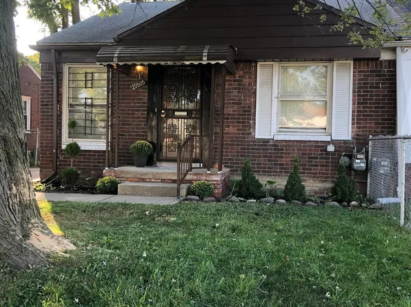 20505 Meyers Rd, Detroit, MI 48235