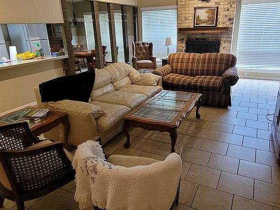 2nd image of 9520 Powhatan Dr