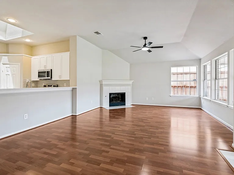 3548 Misty Meadow Dr — Photo 8