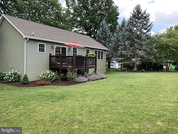 3rd image of 10025 Red Oak Ln