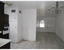 2nd image of 3701 Ravenwood Ave
