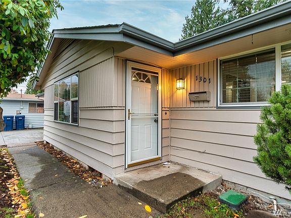 4th image of 1301 26th St SE