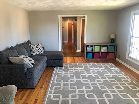 5th image of 417 Denal Way
