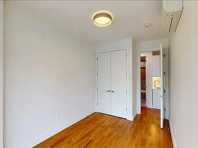 2561 Bedford Ave #3A — Photo 6