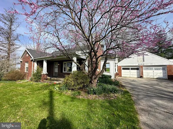 4330 Paradise Rd, Dover, PA 17315