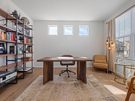 4th image of 3001 Semple Way