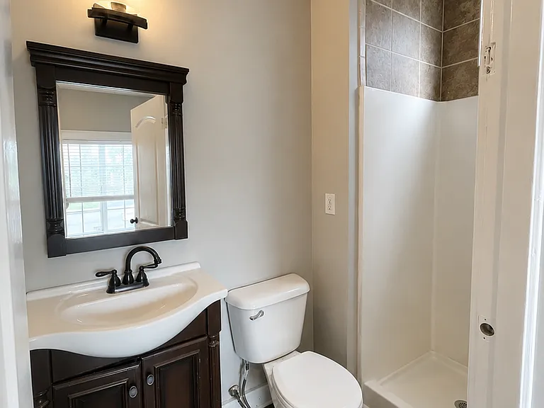 1112 Joseph Ave — Photo 9