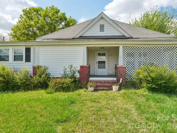 210 Griffith Rd, Monroe, NC 28112