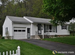 89 Asci Dr, Pittsfield, MA 01201