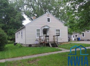 638 3rd Ave, Sioux Center, IA 51250