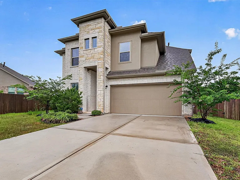 30359 Limber Pines Dr — Photo 2