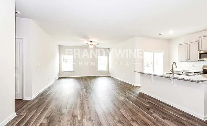 782 Patmore Dr — Photo 4