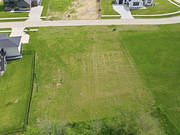 5th image of 3779 SW Indigo Ave