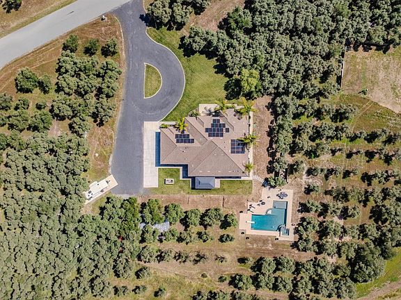 2nd image of 5250 W Lake Rd