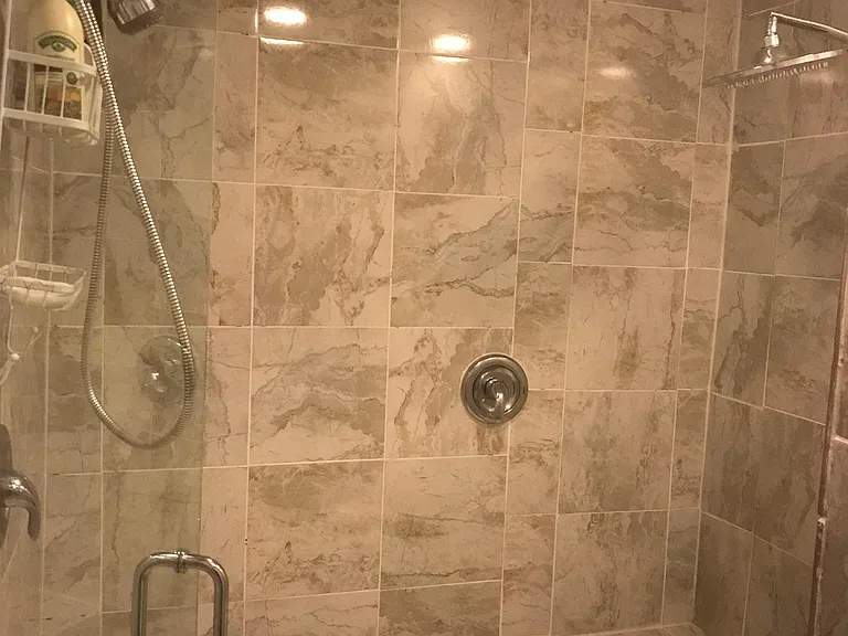 Oak Farm Dr — Photo 8