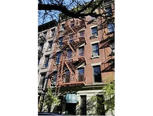 Sold by Douglas Elliman | media 8