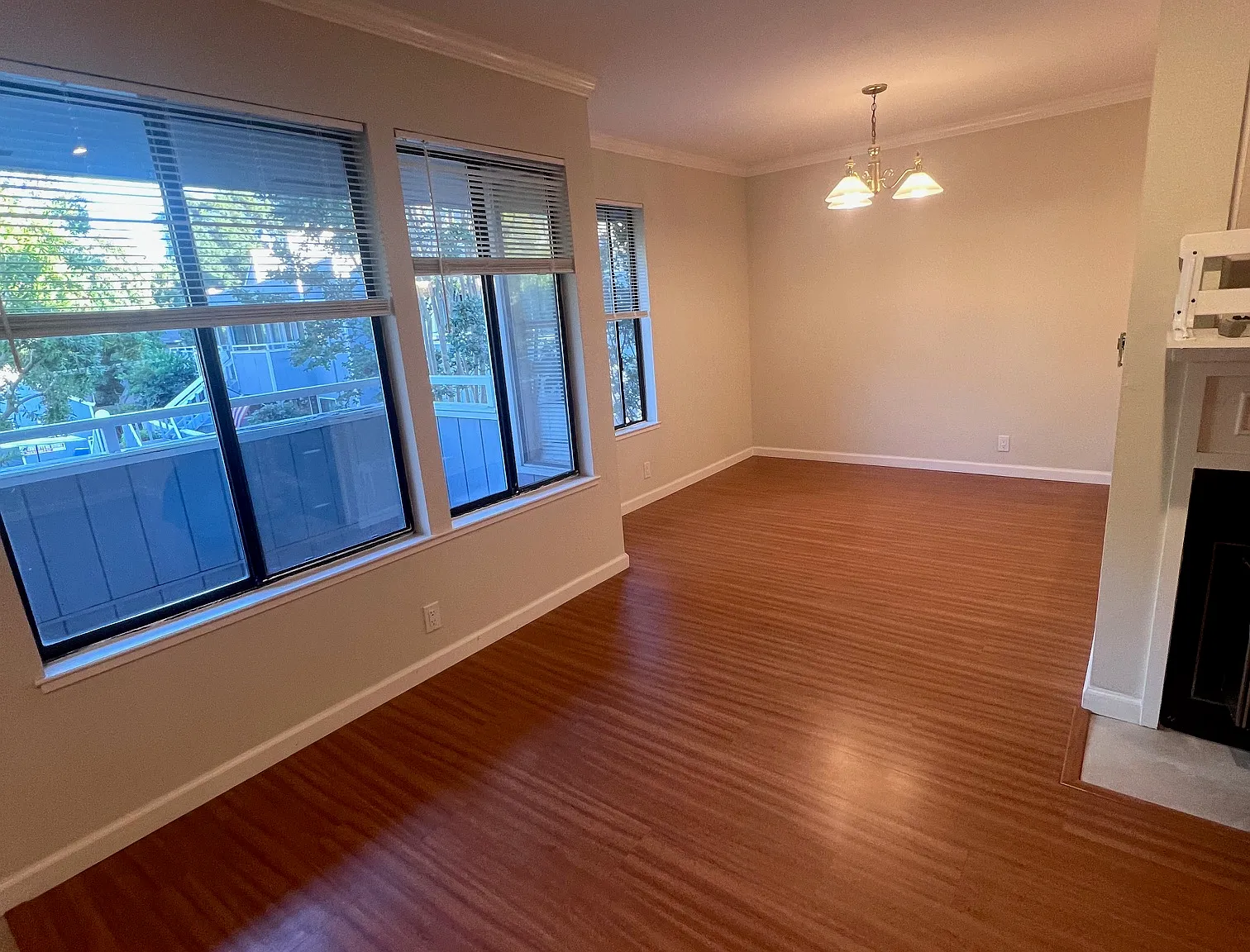 2 bed, 987 sqft, $3,250 — Photo 3