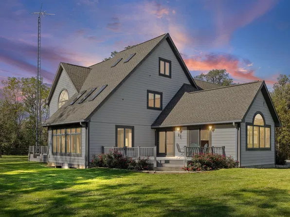 11449 E 400 N, Remington, IN 47977
