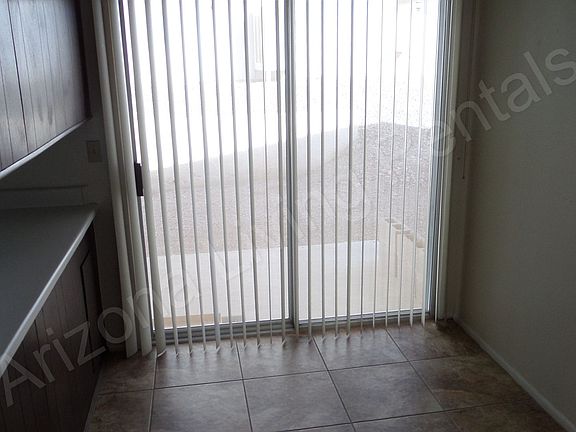 4th image of 3184 Winterhaven Dr Unit A