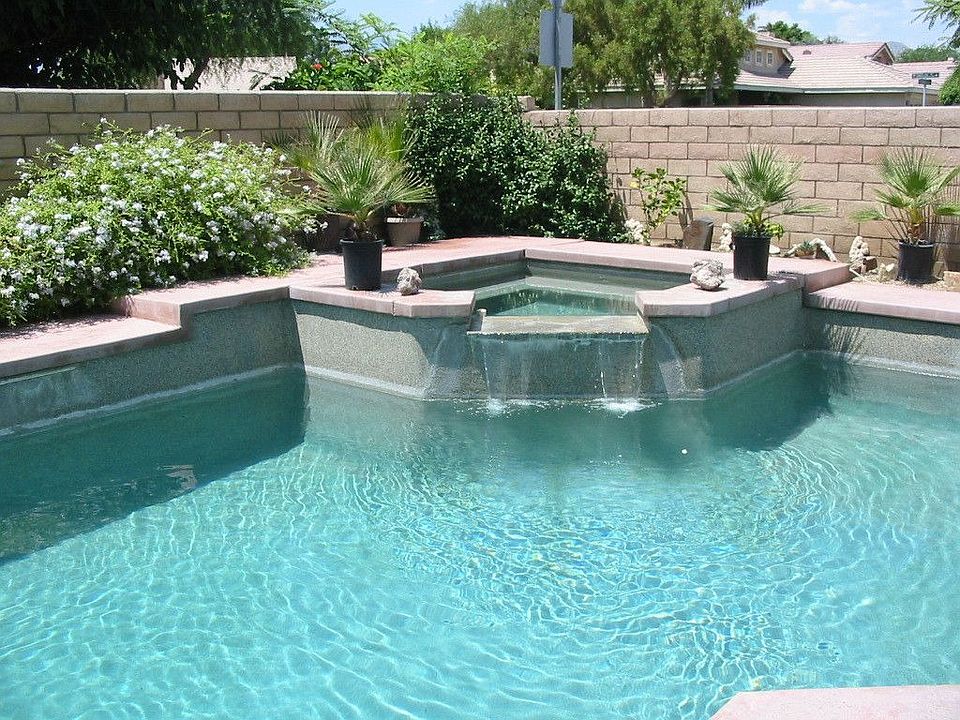2nd image of 46167 Willow Ln