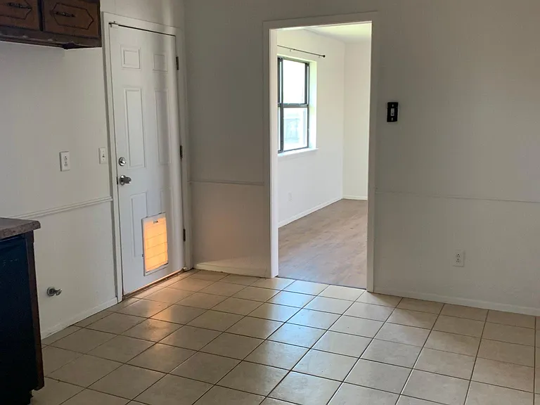 1823 Wisdom Dr — Photo 12