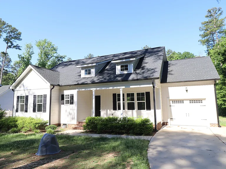 8424 Rhodes Rd — Photo 1