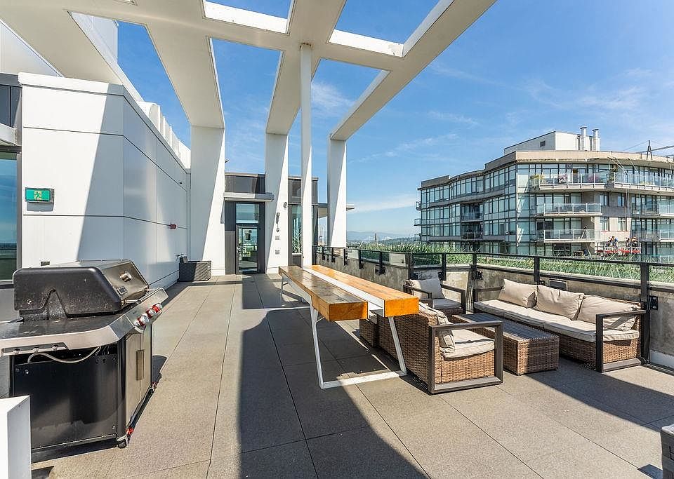 1st image of 823 Carnarvon St #2402