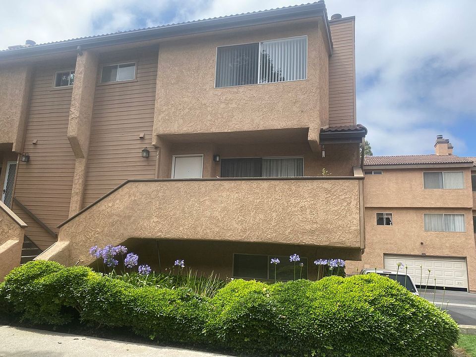 1st image of 695 County Square Dr Unit 13