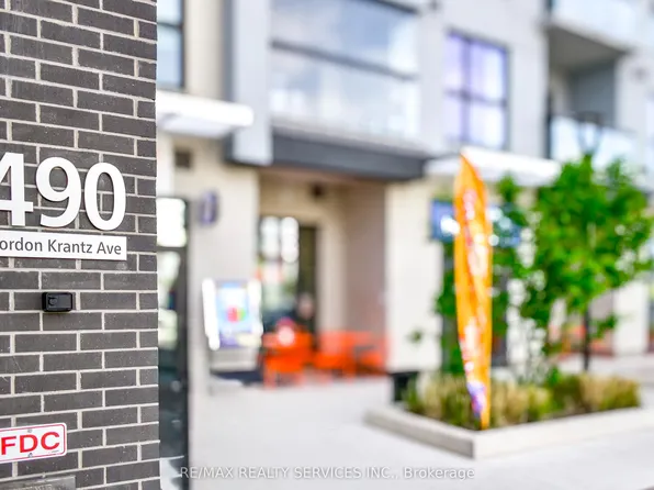 490 Gordon Krantz Ave, Milton, ON