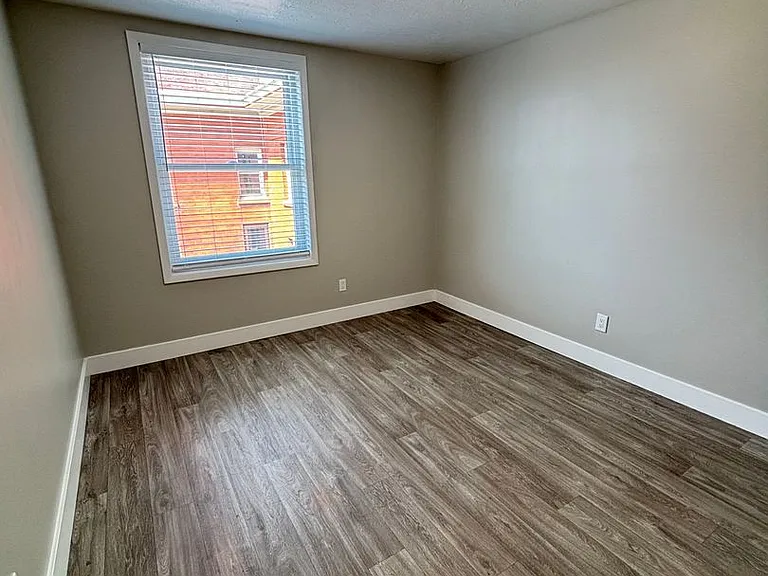 New Brigham Apartments — Photo 51