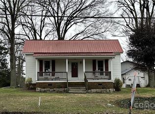 509 Rogers Lake Rd, Kannapolis, NC 28081