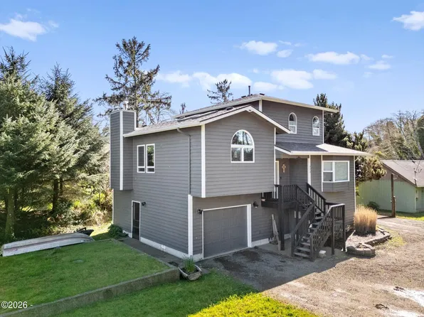 324 S Drift Creek Rd, Lincoln City, OR 97367