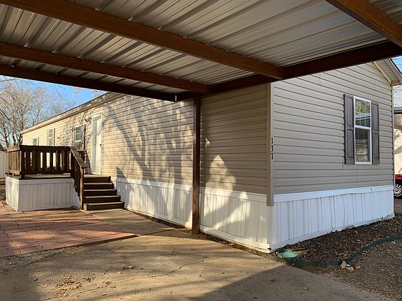 2nd image of 1800 Preston On The Lake Blvd Trailer 137