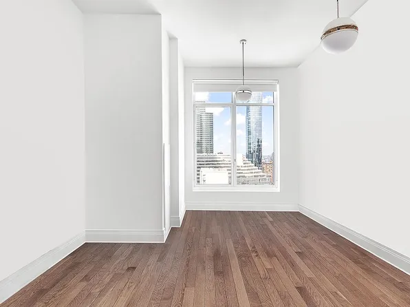 30 Park Pl APT 39E, New York, NY 10007