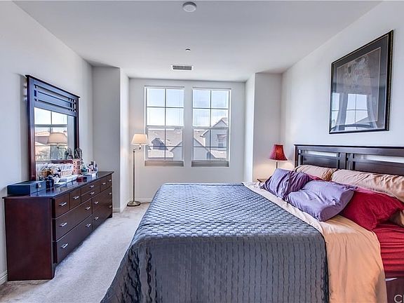 5th image of 634 S Melrose St #317