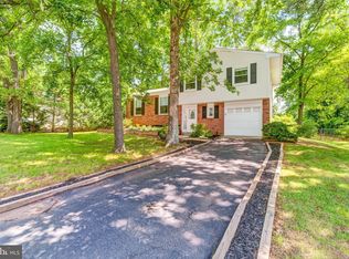 8703 Plantation Ln, Manassas, VA 20110