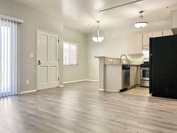 4th image of 210 N Avenue 55 #113