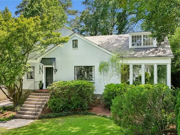 2069 Edinburgh Ter NE, Atlanta, GA 30307