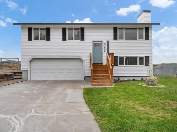 1312 11th St, Benton City, WA 99320