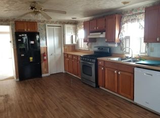 17 Hilton Ave, East Haven, CT 06512