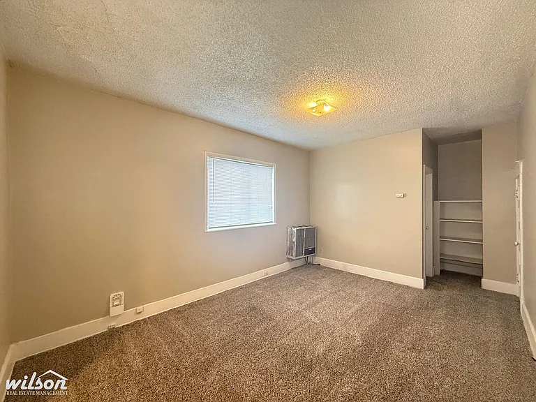 606 S 6th Ave — Photo 3