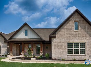 215 Idle Creek Dr, Huntsville, AL 35811