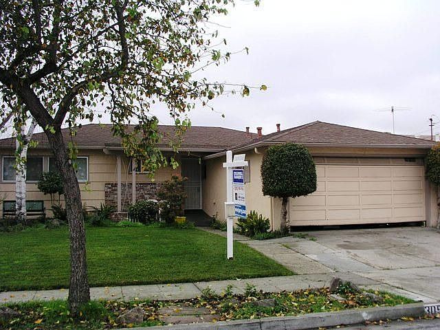 1st image of 30511 Carroll Ave