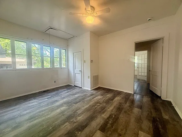 605 Oak Park Drive - 1 — Photo 4
