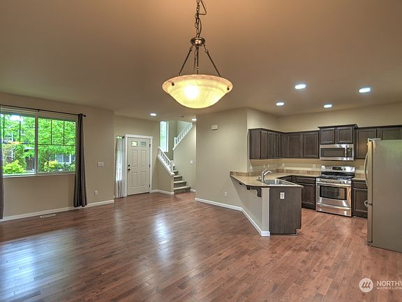 4th image of 4612 Greenwood Drive SW
