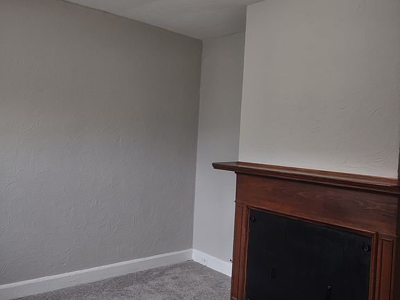 3rd image of 10209 Warwick Blvd