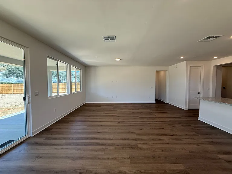 156 Coiner St — Photo 11