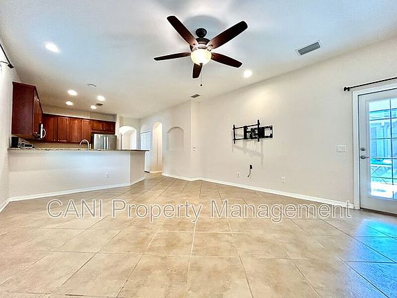 5th image of 11210 Roseate Dr